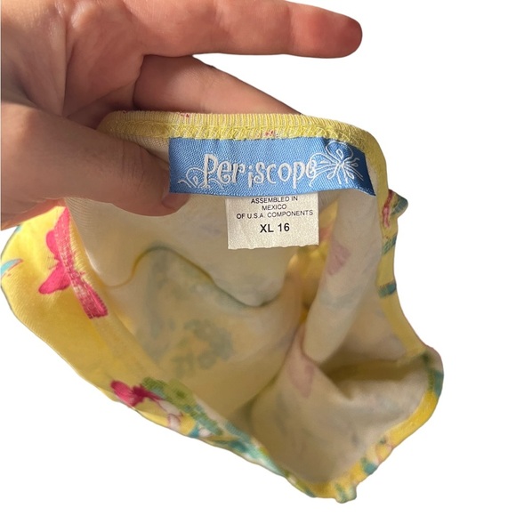 Tropical Y2K One-Shoulder Tank Butterflies 🦋 Ruffle Hem - Picture 5 of 5